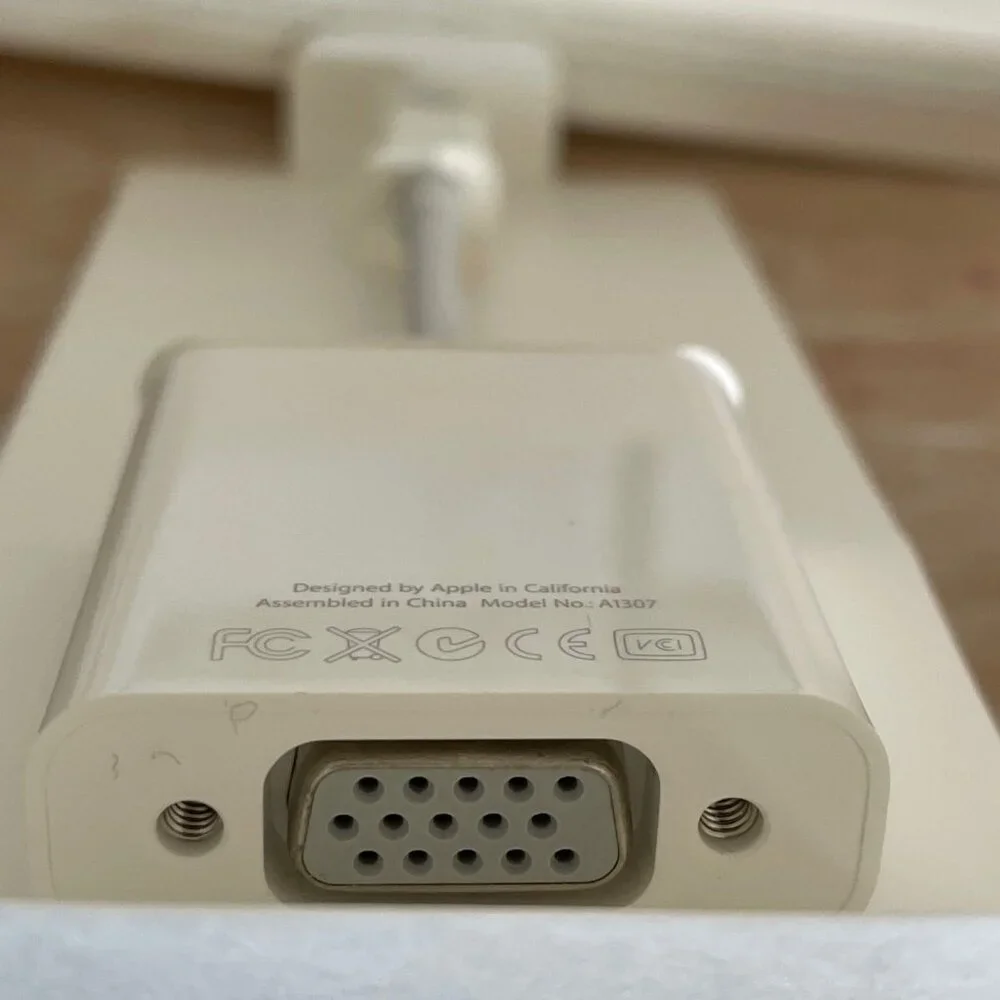 Apple mini displayport